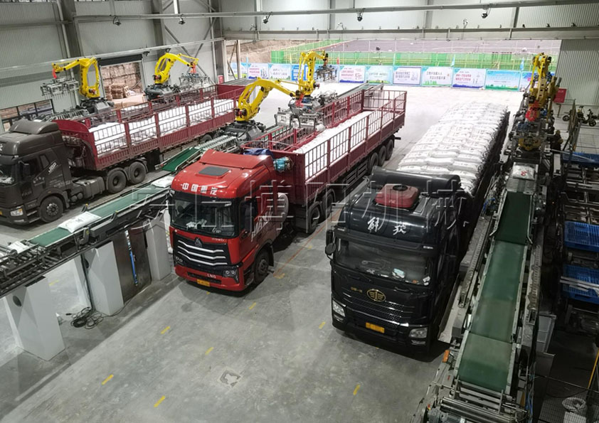 肥料全自動裝車機現(xiàn)場  機器人全自動裝車系統(tǒng)